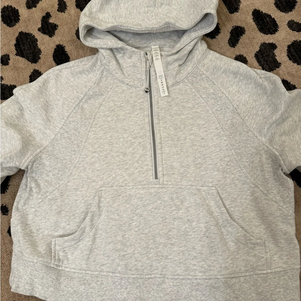 M/L Lululemon Scuba Half-zip - Picture 2 of 5